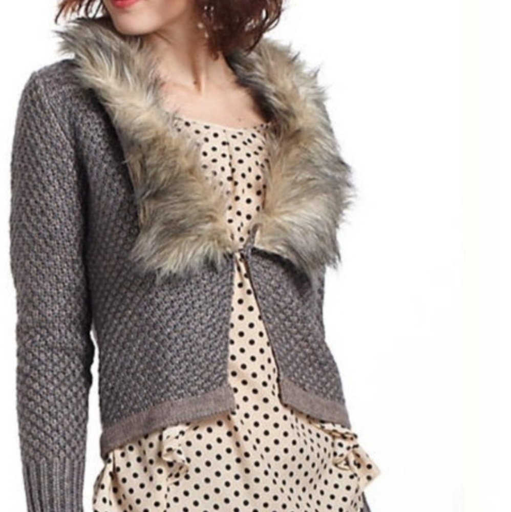 💋💞JOHN & JENN Sweater by Anthropologie